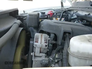 ✅ 2012 Chevrolet Silverado 2500HD Work Truck • VIN: 1GB0CVCG0CF157255 • Lot: 42449760. Wystawiony na IAAI z przebiegiem 108 103 mil. Bezpłatny archiwum sprzedaży aukcyjnych z USA i szczegółowy raport historii pojazdu na DreamBid. Zdjęcie 19.