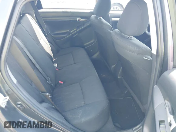 ✅ 2012 Toyota Matrix L • VIN: 2T1KU4EE7CC800541 • Lot: 42620863. Listed on IAAI with 204,793 mi. Free auction sales archive from the USA and detailed vehicle history report at DreamBid. Image 8.
