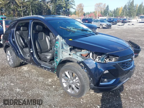 ✅ 2020 Buick Encore GX Essence • VIN: KL4MMGSL5LB102838 • Лот: 43545067. Опубликован ранее на IAAI с пробегом 41 982 миль. Бесплатный доступ к архиву аукционных продаж из США и подробный отчёт об истории автомобиля на DreamBid. Изображение 1.