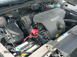 ✅ 2000 Buick Park Avenue • VIN: 1G4CW52K8Y4129742 • Lot: 41847275. Listed on IAAI with 104,354 mi. Free auction sales archive from the USA and detailed vehicle history report at DreamBid. Image 19.