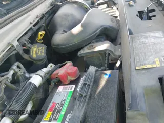 ✅ 2013 Ford Econoline Passenger XL • VIN: 1FBNE3BL6DDA78219 • Лот: 42511510. Опубликован ранее на IAAI с пробегом 279 865 миль. Бесплатный доступ к архиву аукционных продаж из США и подробный отчёт об истории автомобиля на DreamBid. Изображение 19.