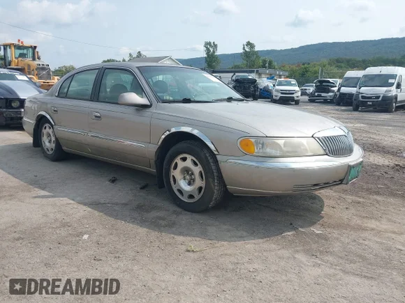 ✅ 1999 Lincoln Continental • VIN: 1LNHM97V2XY629957 • Лот: 43121475. Опубліковано раніше на IAAI з пробігом 151 659 миль. Безкоштовний доступ до архіву аукціонних продажів зі США та докладний звіт про історію автомобіля на DreamBid. Зображення 1.