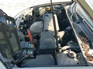 ✅ 2002 Toyota Camry LE • VIN: 4T1BE32K22U563620 • Lot: 43647151. Wystawiony na IAAI z przebiegiem 261 844 mil. Bezpłatny archiwum sprzedaży aukcyjnych z USA i szczegółowy raport historii pojazdu na DreamBid. Zdjęcie 15.