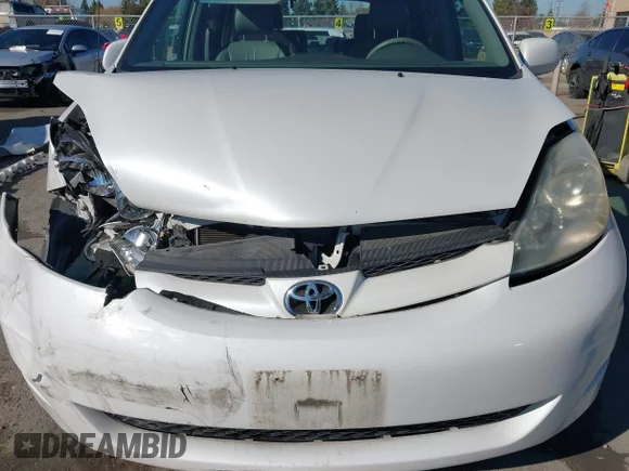 ✅ 2008 Toyota Sienna XLE • VIN: 5TDZK22C68S136078 • Lot: 44125287. Wystawiony na IAAI z przebiegiem 95 793 mil. Bezpłatny archiwum sprzedaży aukcyjnych z USA i szczegółowy raport historii pojazdu na DreamBid. Zdjęcie 6.