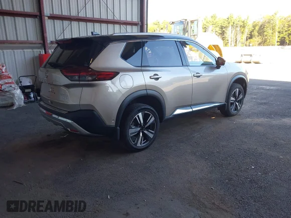 ✅ 2022 Nissan Rogue Platinum • VIN: JN8BT3DD8NW277471 • Lot: 43222082. Wystawiony na IAAI z przebiegiem 44 046 mil. Bezpłatny archiwum sprzedaży aukcyjnych z USA i szczegółowy raport historii pojazdu na DreamBid. Zdjęcie 4.