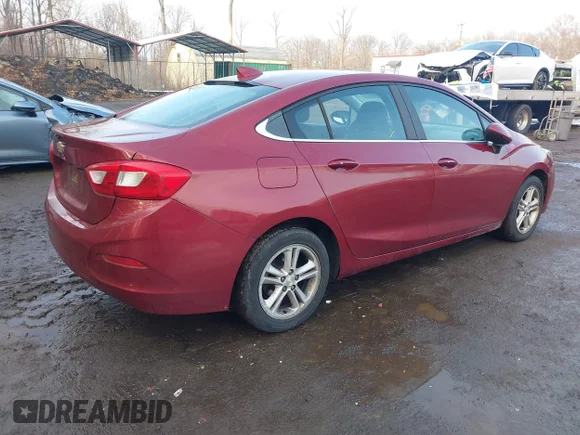✅ 2017 Chevrolet Cruze LT • VIN: 1G1BE5SM7H7265422 • Lot: 44403899. Wystawiony na IAAI z przebiegiem 89 898 mil. Bezpłatny archiwum sprzedaży aukcyjnych z USA i szczegółowy raport historii pojazdu na DreamBid. Zdjęcie 4.