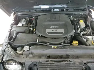 ✅ 2017 Jeep Wrangler Unlimited Sahara • VIN: 1C4BJWEG7HL612589 • Lot: 82256015. Wystawiony na Copart z przebiegiem 106 145 mil. Bezpłatny archiwum sprzedaży aukcyjnych z USA i szczegółowy raport historii pojazdu na DreamBid. Zdjęcie 13.