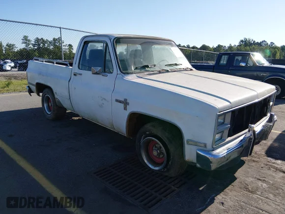 ✅ 1982 Chevrolet Silverado 1500 • VIN: 2GCDC14H9C1207333 • Лот: 45285647. Опубликован ранее на IAAI с пробегом 440 614 миль. Бесплатный доступ к архиву аукционных продаж из США и подробный отчёт об истории автомобиля на DreamBid. Изображение 1.