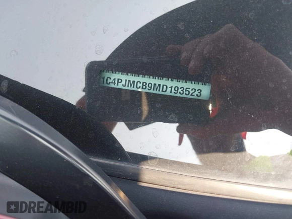 ✅ 2021 Jeep Cherokee Latitude • VIN: 1C4PJMCB9MD193523 • Lot: 42425060. Wystawiony na IAAI z przebiegiem 127 777 mil. Bezpłatny archiwum sprzedaży aukcyjnych z USA i szczegółowy raport historii pojazdu na DreamBid. Zdjęcie 9.