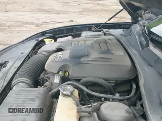 ✅ 2019 Dodge Charger SXT • VIN: 2C3CDXJG0KH757957 • Lot: 42498530. Wystawiony na IAAI z przebiegiem 142 878 mil. Bezpłatny archiwum sprzedaży aukcyjnych z USA i szczegółowy raport historii pojazdu na DreamBid. Zdjęcie 19.