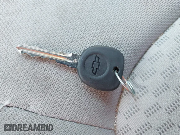 ✅ 2010 Chevrolet HHR LS • VIN: 3GCAAADB4AS519808 • Лот: 42489115. Опубліковано раніше на IAAI з пробігом 214 071 миль. Безкоштовний доступ до архіву аукціонних продажів зі США та докладний звіт про історію автомобіля на DreamBid. Зображення 11.