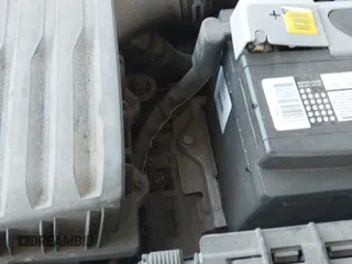 ✅ 2019 Volkswagen Jetta S • VIN: 3VWC57BU1KM263957 • Lot: 43049389. Wystawiony na IAAI z przebiegiem 164 734 mil. Bezpłatny archiwum sprzedaży aukcyjnych z USA i szczegółowy raport historii pojazdu na DreamBid. Zdjęcie 19.