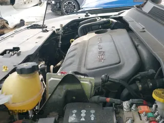 ✅ 2018 Jeep Compass Latitude • VIN: 3C4NJCBB8JT124640 • Lot: 42182791. Wystawiony na IAAI z przebiegiem 179 376 mil. Bezpłatny archiwum sprzedaży aukcyjnych z USA i szczegółowy raport historii pojazdu na DreamBid. Zdjęcie 19.