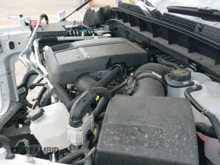 ✅ 2025 GMC Sierra 1500 Elevation • VIN: 1GTVUCE86SZ141843 • Lot: 42608558. Wystawiony na IAAI z przebiegiem 1 373 mil. Bezpłatny archiwum sprzedaży aukcyjnych z USA i szczegółowy raport historii pojazdu na DreamBid. Zdjęcie 25.