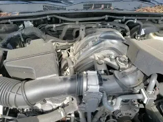 ✅ 2018 Toyota Tacoma SR5 • VIN: 3TMCZ5ANXJM185263 • Лот: 86808275. Опубликован ранее на Copart с пробегом 76 206 миль. Бесплатный доступ к архиву аукционных продаж из США и подробный отчёт об истории автомобиля на DreamBid. Изображение 15.