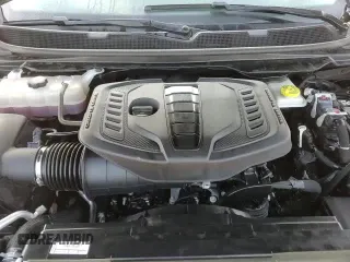 ✅ 2023 Jeep Wagoneer Series II Carbide • VIN: 1C4SJUBP7PS563049 • Lot: 67902135. Listed on Copart with 22,959 mi. Free auction sales archive from the USA and detailed vehicle history report at DreamBid. Image 15.