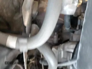 ✅ 2017 Audi A4 Premium • VIN: WAUANAF45HN001355 • Lot: 72084595. Wystawiony na Copart z przebiegiem 108 467 mil. Bezpłatny archiwum sprzedaży aukcyjnych z USA i szczegółowy raport historii pojazdu na DreamBid. Zdjęcie 13.