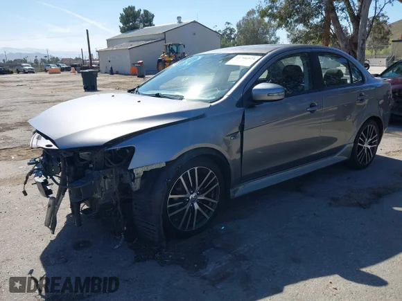 ✅ 2017 Mitsubishi Lancer ES • VIN: JA32V2FW3HU009943 • Lot: 41706971. Wystawiony na IAAI z przebiegiem 85 606 mil. Bezpłatny archiwum sprzedaży aukcyjnych z USA i szczegółowy raport historii pojazdu na DreamBid. Zdjęcie 2.