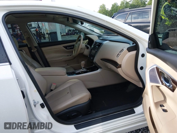 ✅ 2015 Nissan Altima S • VIN: 1N4AL3AP0FN899579 • Lot: 44954896. Wystawiony na IAAI z przebiegiem 190 777 mil. Bezpłatny archiwum sprzedaży aukcyjnych z USA i szczegółowy raport historii pojazdu na DreamBid. Zdjęcie 5.
