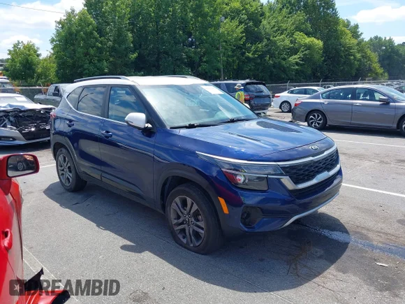 ✅ 2021 Kia Seltos S • VIN: KNDEU2AA3M7081795 • Lot: 42831558. Listed on IAAI with 90,505 mi. Free auction sales archive from the USA and detailed vehicle history report at DreamBid. Image 1.