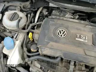 ✅ 2017 Volkswagen Golf R • VIN: WVWWF7AU9HW167498 • Лот: 80808495. Опубликован ранее на Copart с пробегом 79 141 миль. Бесплатный доступ к архиву аукционных продаж из США и подробный отчёт об истории автомобиля на DreamBid. Изображение 14.