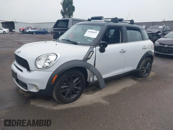 ✅ 2012 MINI Countryman S • VIN: WMWZC3C58CWL85555 • Лот: 44000063. Опубликован ранее на IAAI с пробегом 94 262 миль. Бесплатный доступ к архиву аукционных продаж из США и подробный отчёт об истории автомобиля на DreamBid. Изображение 2.