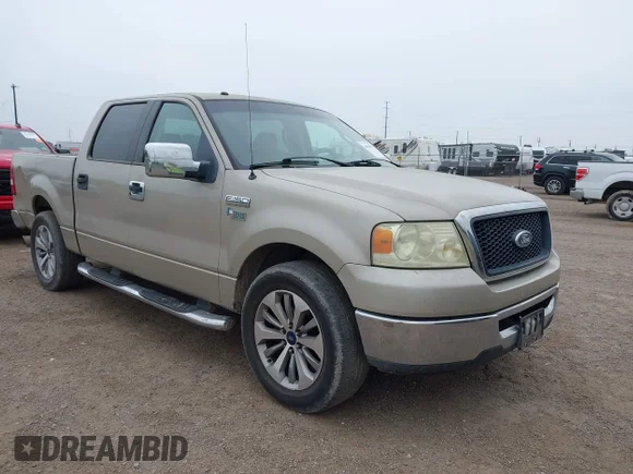✅ 2007 Ford F-150 XLT • VIN: 1FTRW12W47KB14076 • Лот: 44924417. Опубліковано раніше на IAAI з пробігом 130 635 миль. Безкоштовний доступ до архіву аукціонних продажів зі США та докладний звіт про історію автомобіля на DreamBid. Зображення 1.
