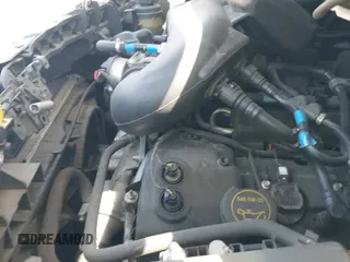 ✅ 2018 Ford Transit • VIN: 1FTYE1CM8JKB42370 • Lot: 42595047. Wystawiony na IAAI z przebiegiem 76 992 mil. Bezpłatny archiwum sprzedaży aukcyjnych z USA i szczegółowy raport historii pojazdu na DreamBid. Zdjęcie 18.