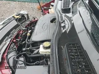 ✅ 2017 Ford Escape SE • VIN: 1FMCU0GD1HUB51651 • Lot: 43392666. Listed on IAAI with 97,905 mi. Free auction sales archive from the USA and detailed vehicle history report at DreamBid. Image 19.