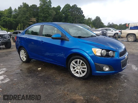 ✅ 2016 Chevrolet Sonic LT • VIN: 1G1JC5SH9G4174236 • Лот: 45175564. Опубликован ранее на IAAI с пробегом 186 085 миль. Бесплатный доступ к архиву аукционных продаж из США и подробный отчёт об истории автомобиля на DreamBid. Изображение 1.