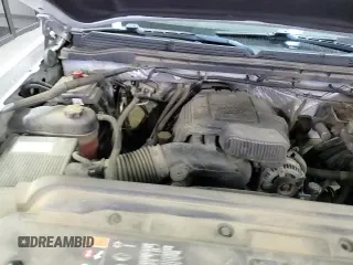 ✅ 2018 GMC Sierra 2500HD • VIN: 1GT12REG7JF264498 • Lot: 82891494. Wystawiony na Copart z przebiegiem 206 152 mil. Bezpłatny archiwum sprzedaży aukcyjnych z USA i szczegółowy raport historii pojazdu na DreamBid. Zdjęcie 13.