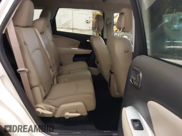✅ 2015 Dodge Journey American Value • VIN: 3C4PDCAB5FT597761 • Лот: 45039585. Опубліковано раніше на IAAI з пробігом 85 053 миль. Безкоштовний доступ до архіву аукціонних продажів зі США та докладний звіт про історію автомобіля на DreamBid. Зображення 8.
