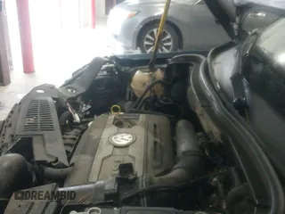 ✅ 2017 Volkswagen Tiguan S • VIN: WVGBV7AX6HK015810 • Lot: 43558909. Wystawiony na IAAI z przebiegiem 99 927 mil. Bezpłatny archiwum sprzedaży aukcyjnych z USA i szczegółowy raport historii pojazdu na DreamBid. Zdjęcie 20.