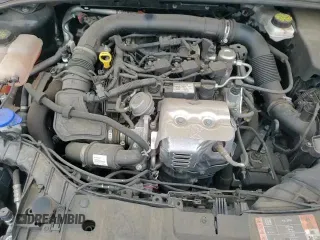 ✅ 2018 Ford Focus SE • VIN: 1FADP3FE2JL292645 • Lot: 84751595. Wystawiony na Copart z przebiegiem 24 874 mil. Bezpłatny archiwum sprzedaży aukcyjnych z USA i szczegółowy raport historii pojazdu na DreamBid. Zdjęcie 16.