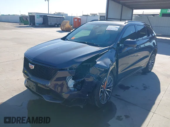 ✅ 2025 Cadillac XT4 FWD Sport • VIN: 1GYFZER4XSF125973 • Lot: 43691357. Wystawiony na IAAI z przebiegiem 17 417 mil. Bezpłatny archiwum sprzedaży aukcyjnych z USA i szczegółowy raport historii pojazdu na DreamBid. Zdjęcie 2.