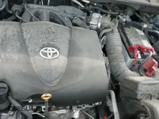 ✅ 2022 Toyota Highlander Platinum • VIN: 5TDFZRAH4NS140629 • Lot: 42522589. Wystawiony na IAAI z przebiegiem 59 229 mil. Bezpłatny archiwum sprzedaży aukcyjnych z USA i szczegółowy raport historii pojazdu na DreamBid. Zdjęcie 19.