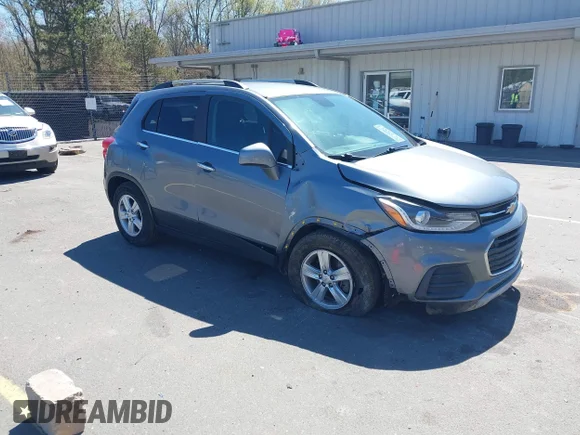 ✅ 2019 Chevrolet Trax LT • VIN: KL7CJLSB2KB896526 • Lot: 44903596. Wystawiony na IAAI z przebiegiem 70 098 mil. Bezpłatny archiwum sprzedaży aukcyjnych z USA i szczegółowy raport historii pojazdu na DreamBid. Zdjęcie 1.
