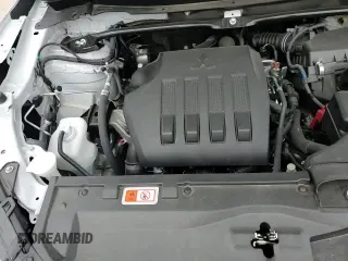 ✅ 2024 Mitsubishi Eclipse Cross ES • VIN: JA4ATUAA2RZ006735 • Lot: 68901355. Wystawiony na Copart z przebiegiem 20 765 mil. Bezpłatny archiwum sprzedaży aukcyjnych z USA i szczegółowy raport historii pojazdu na DreamBid. Zdjęcie 14.