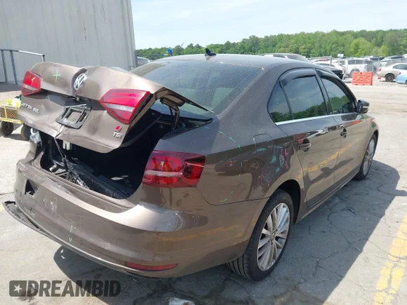 ✅ 2016 Volkswagen Jetta SEL • VIN: 3VWL07AJ2GM221634 • Lot: 44922600. Wystawiony na IAAI z przebiegiem 117 104 mil. Bezpłatny archiwum sprzedaży aukcyjnych z USA i szczegółowy raport historii pojazdu na DreamBid. Zdjęcie 4.