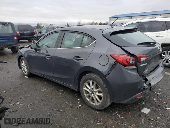 ✅ 2015 Mazda 3 i Touring • VIN: 3MZBM1L74FM205366 • Лот: 37036943. Опубликован ранее на Copart с пробегом 96 374 миль. Бесплатный доступ к архиву аукционных продаж из США и подробный отчёт об истории автомобиля на DreamBid. Изображение 2.