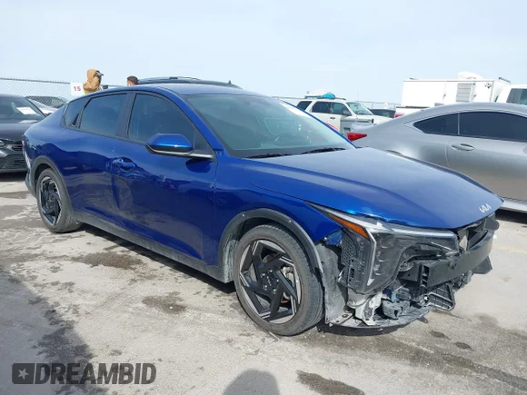 ✅ 2025 Kia K4 EX • VIN: 3KPFU4DE0SE060592 • Lot: 44609252. Wystawiony na IAAI z przebiegiem 52 972 mil. Bezpłatny archiwum sprzedaży aukcyjnych z USA i szczegółowy raport historii pojazdu na DreamBid. Zdjęcie 1.