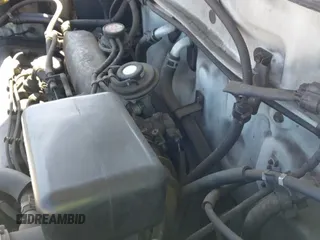 ✅ 1998 Toyota RAV4 • VIN: JT3GP10V5W7028005 • Lot: 43109289. Wystawiony na IAAI z przebiegiem 230 643 mil. Bezpłatny archiwum sprzedaży aukcyjnych z USA i szczegółowy raport historii pojazdu na DreamBid. Zdjęcie 12.