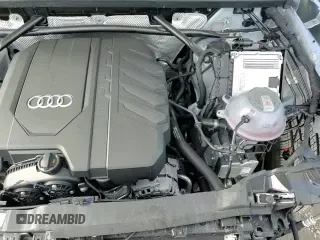 ✅ 2025 Audi Q5 Premium • VIN: WA1ABAFY1S2016968 • Lot: 51952585. Wystawiony na Copart z przebiegiem 1 587 mil. Bezpłatny archiwum sprzedaży aukcyjnych z USA i szczegółowy raport historii pojazdu na DreamBid. Zdjęcie 15.