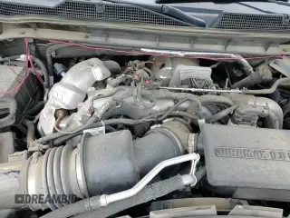 2024 Chevrolet Silverado 2500HD Work Truck z VIN 1GC4YLEY8RF273174, wystawiony jako Copart lot #65050885 z przebiegiem 18 507 mil mil oraz Szkoda całkowita • Salvage title. Historia ofert i sprzedaży dostępna na DreamBid. Obrazek 13.