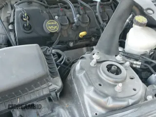 ✅ 2015 Ford Mustang V6 • VIN: 1FATP8EM8F5403003 • Lot: 42100184. Wystawiony na IAAI z przebiegiem 77 532 mil. Bezpłatny archiwum sprzedaży aukcyjnych z USA i szczegółowy raport historii pojazdu na DreamBid. Zdjęcie 20.