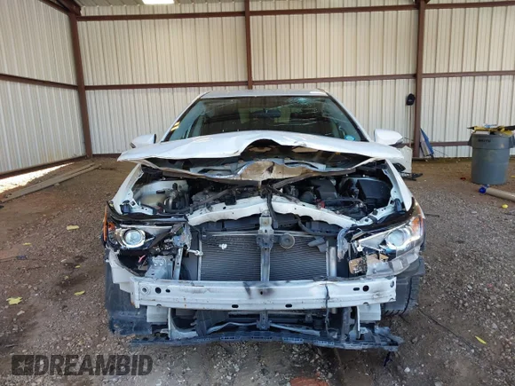 ✅ 2016 Scion iM • VIN: JTNKARJE0GJ516699 • Lot: 42792126. Wystawiony na IAAI z przebiegiem 261 781 mil. Bezpłatny archiwum sprzedaży aukcyjnych z USA i szczegółowy raport historii pojazdu na DreamBid. Zdjęcie 6.