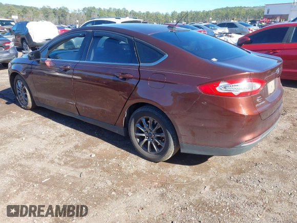 ✅ 2016 Ford Fusion S • VIN: 3FA6P0G70GR130210 • Lot: 44174208. Wystawiony na IAAI z przebiegiem 247 501 mil. Bezpłatny archiwum sprzedaży aukcyjnych z USA i szczegółowy raport historii pojazdu na DreamBid. Zdjęcie 3.