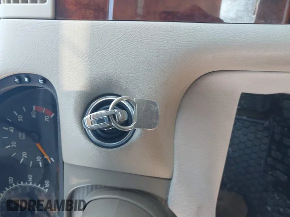 ✅ 1998 Mercedes-Benz E 320 • VIN: WDBJF65FXWA584430 • Lot: 44268514. Listed on IAAI with 142,367 mi. Free auction sales archive from the USA and detailed vehicle history report at DreamBid. Image 11.