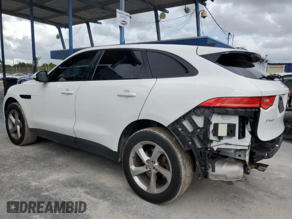 ✅ 2020 Jaguar F-Pace 25t Premium • VIN: SADCJ2FX3LA626428 • Lot: 69504884. Wystawiony na Copart z przebiegiem 101 404 mil. Bezpłatny archiwum sprzedaży aukcyjnych z USA i szczegółowy raport historii pojazdu na DreamBid. Zdjęcie 2.