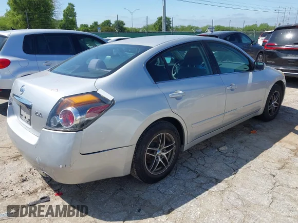 ✅ 2012 Nissan Altima SL • VIN: 1N4AL2AP0CC147771 • Lot: 45228139. Wystawiony na IAAI z przebiegiem 163 784 mil. Bezpłatny archiwum sprzedaży aukcyjnych z USA i szczegółowy raport historii pojazdu na DreamBid. Zdjęcie 4.